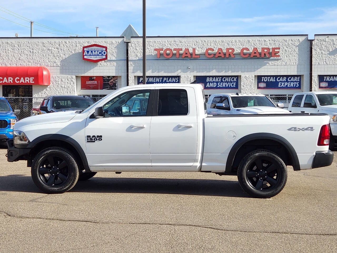 Used 2019 RAM 1500 Classic Warlock w/ Electronics Group AWD/4WD image 2