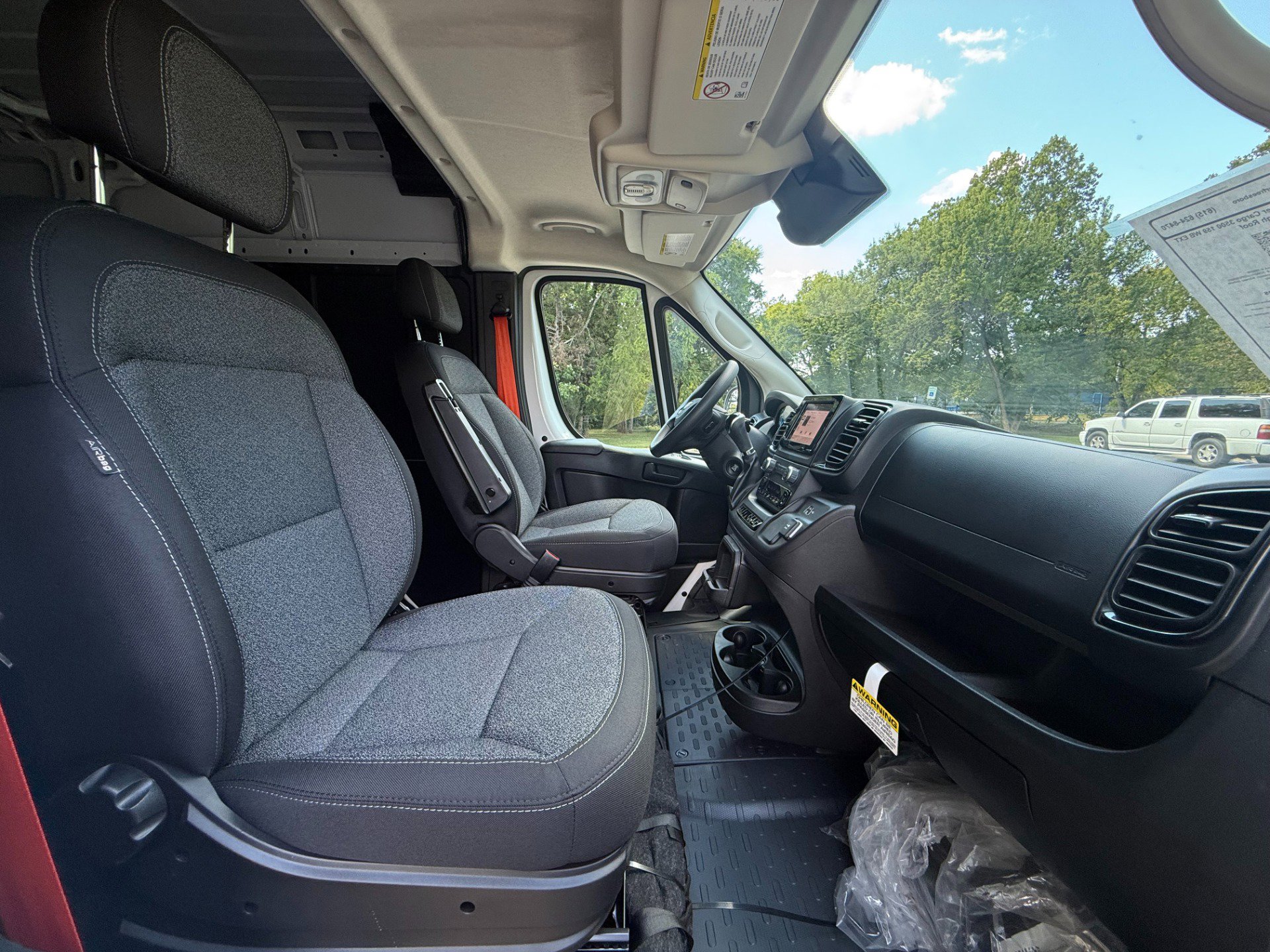 Used 2023 RAM ProMaster 3500 w/ Convenience Group image 39