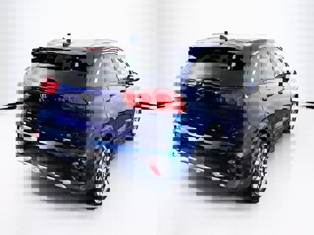 Certified 2021 Kia Niro LX image 5