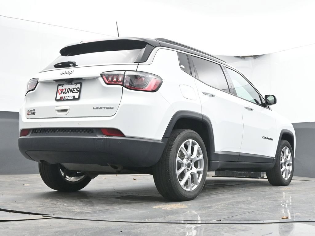 Used 2025 Jeep Compass Limited AWD/4WD image 52
