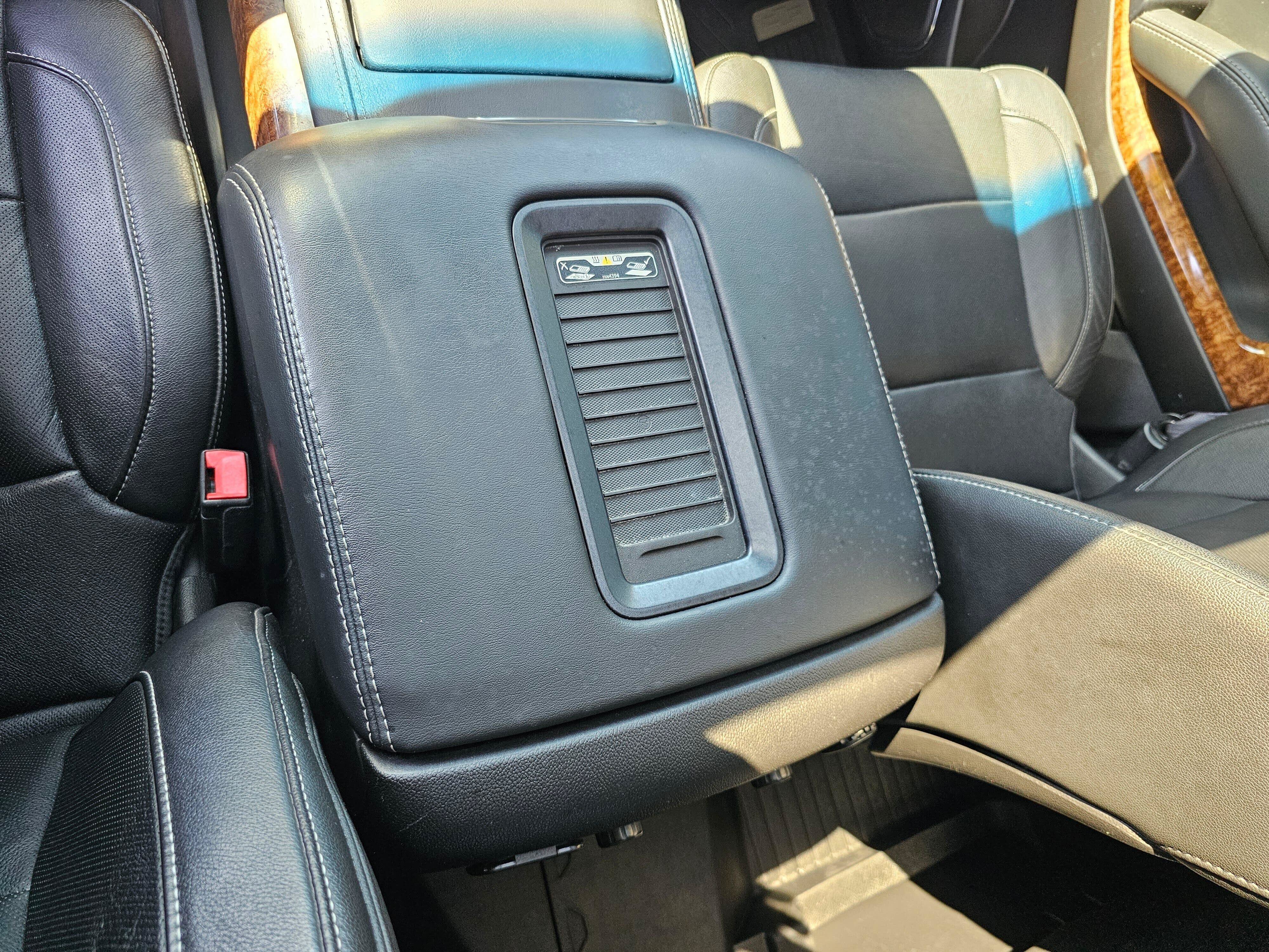 Used 2016 Chevrolet Tahoe LTZ AWD/4WD image 29
