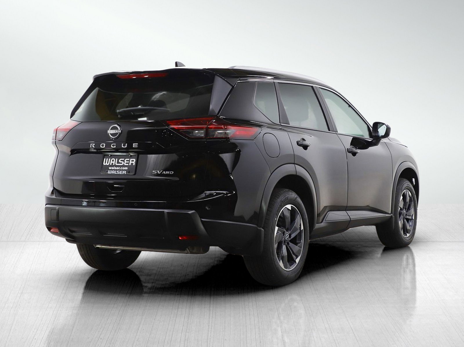 Used 2024 Nissan Rogue SV w/ SV Premium Package image 5