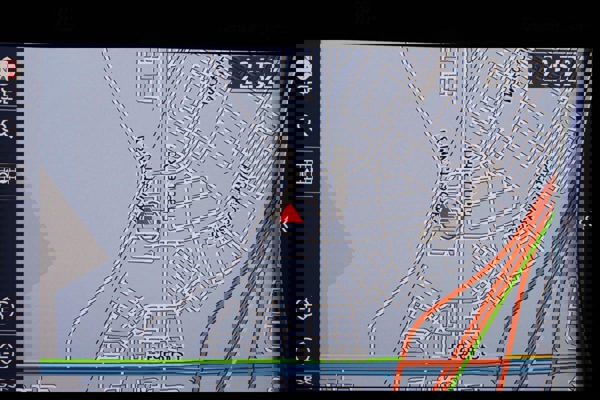 Used 2021 Toyota Highlander Limited image 17