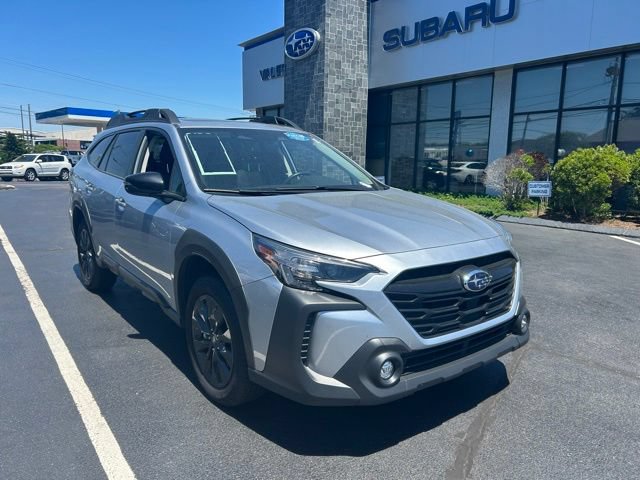 Used 2025 Subaru Outback Onyx Edition AWD/4WD image 3
