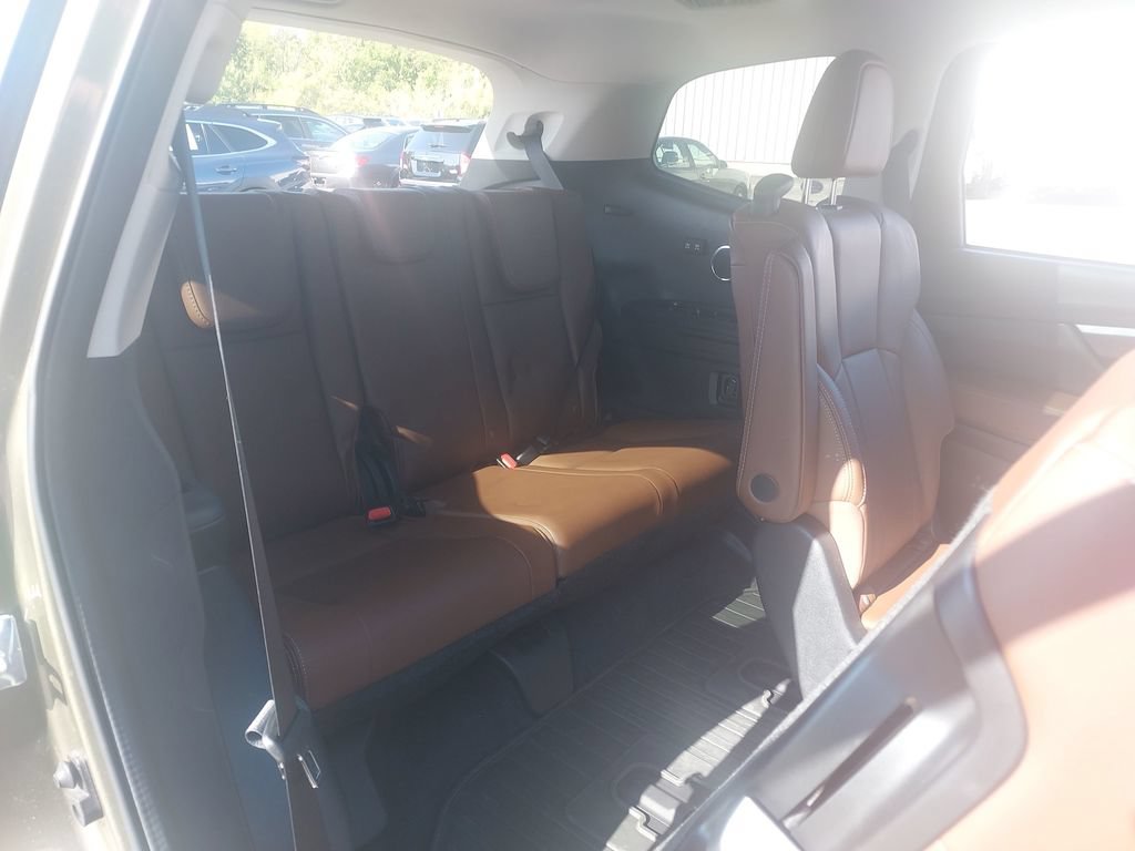 Used 2023 Subaru Ascent Touring AWD/4WD image 37