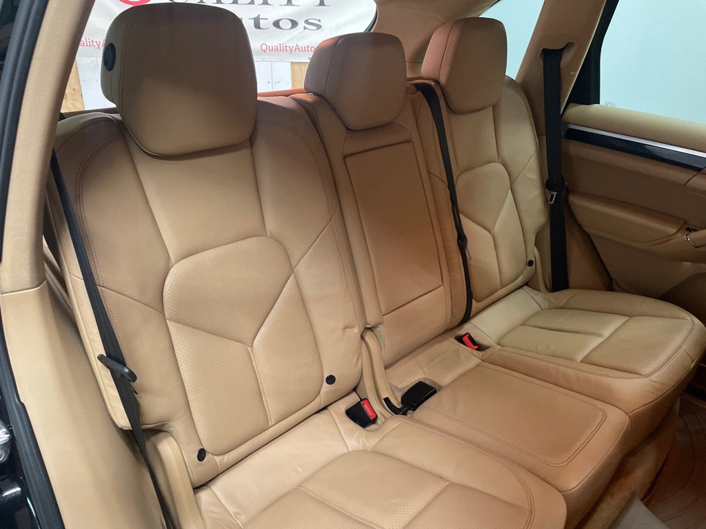 Used 2012 Porsche Cayenne AWD/4WD image 37