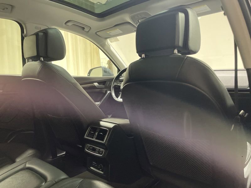 Used 2019 Audi Q5 2.0T Premium Plus w/ Premium Plus Package image 12