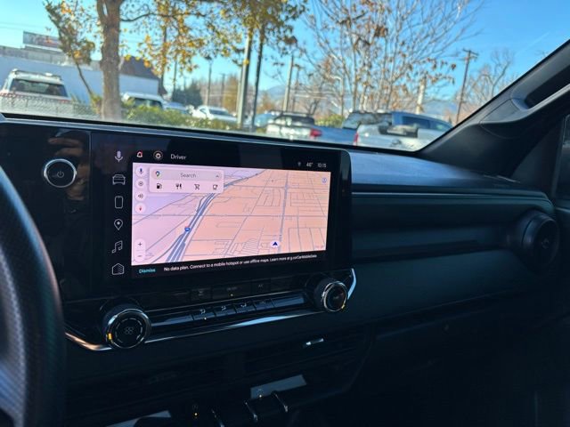 Used 2023 Chevrolet Colorado W/T image 18