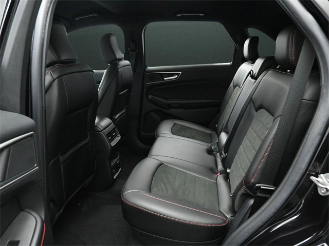 Used 2021 Ford Edge ST-Line image 14