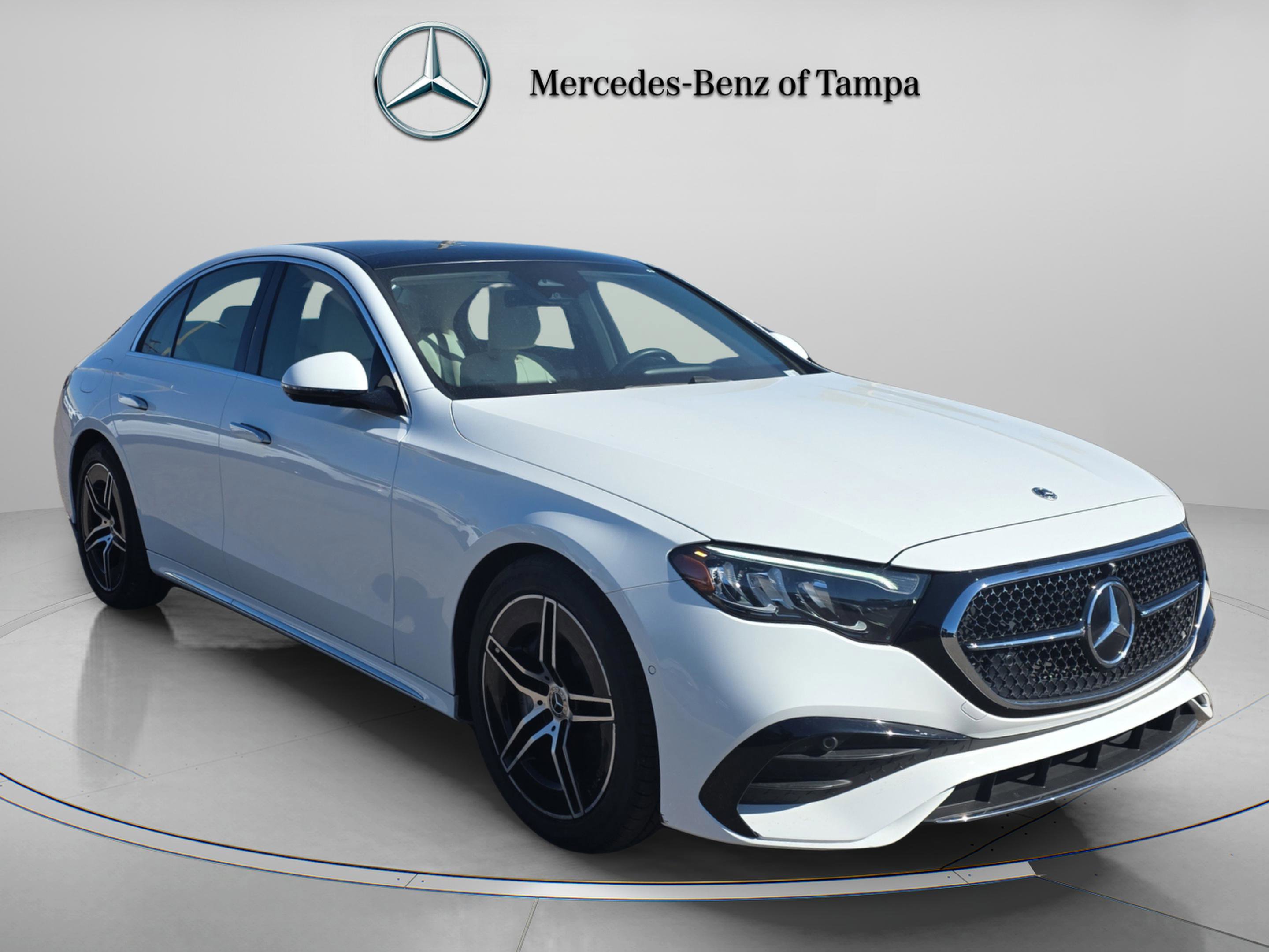 Used 2024 Mercedes-Benz E 450 4MATIC Sedan image 5