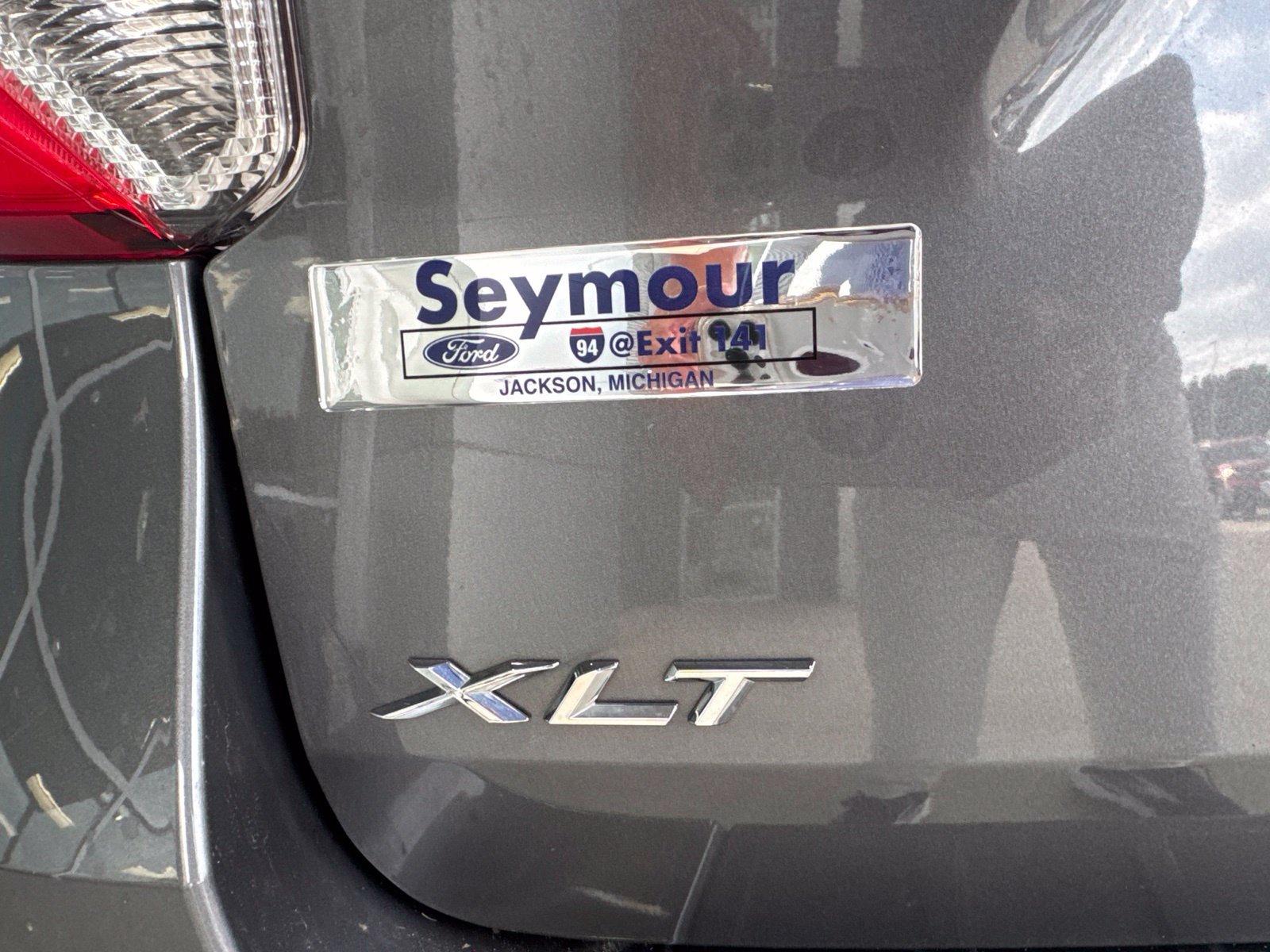 Certified 2024 Ford Explorer XLT w/ Equipment Group 202A AWD/4WD image 15