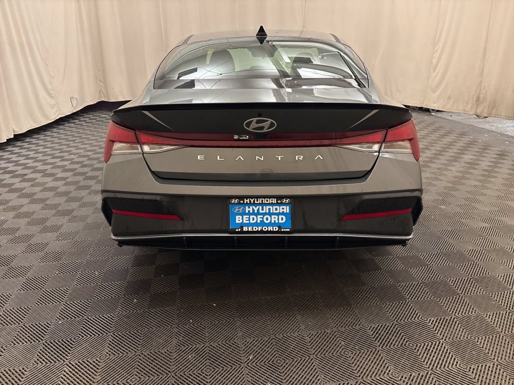 Certified 2026 Hyundai Elantra Sport FWD image 6