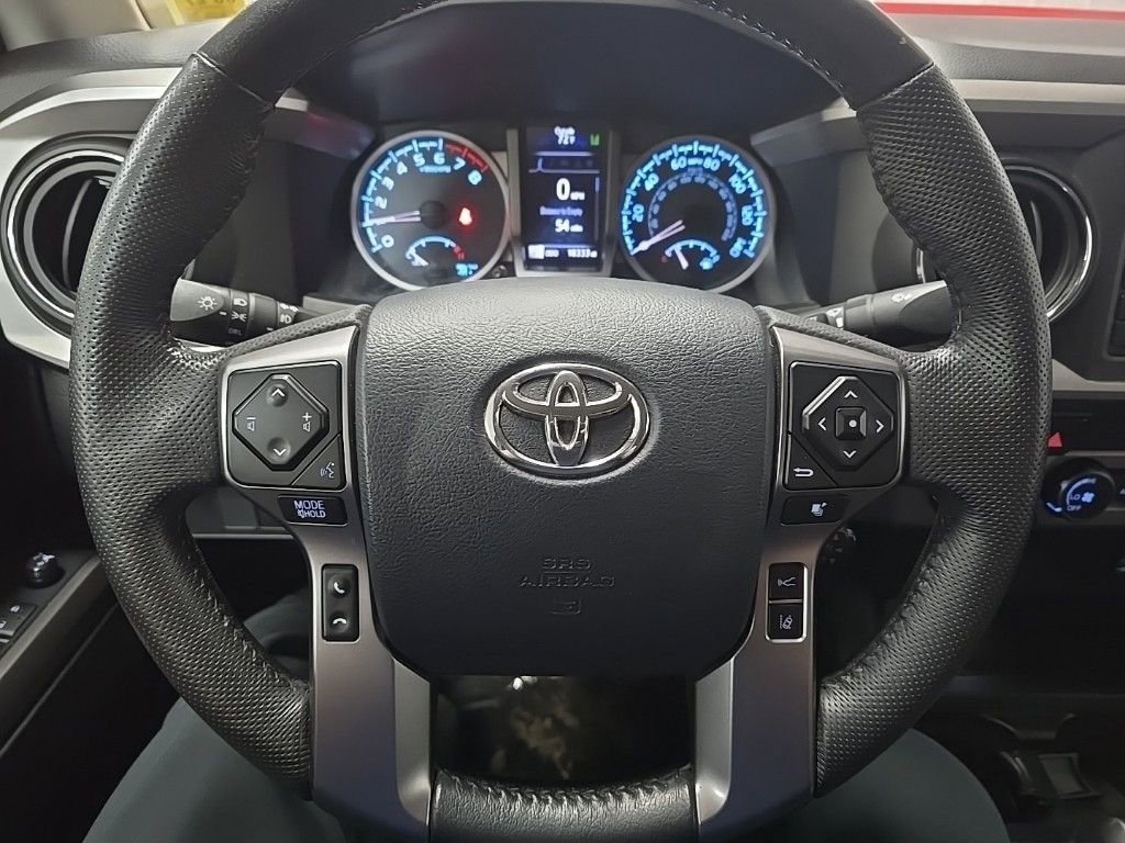Used 2019 Toyota Tacoma SR5 AWD/4WD image 23