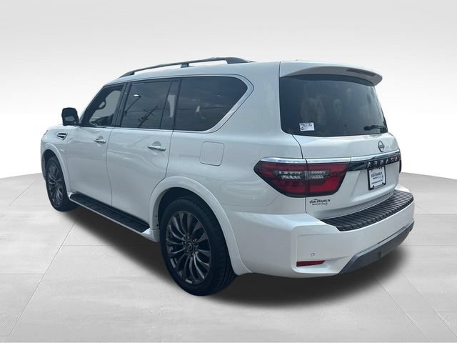 Used 2023 Nissan Armada Platinum w/ Captain's Chairs Package AWD/4WD image 3