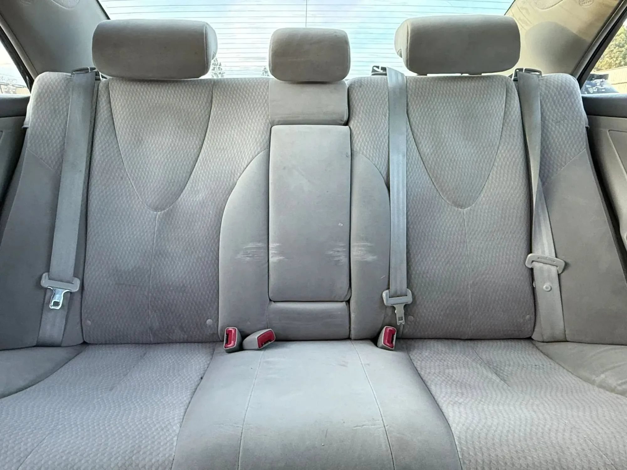 Used 2010 Toyota Camry LE FWD image 22