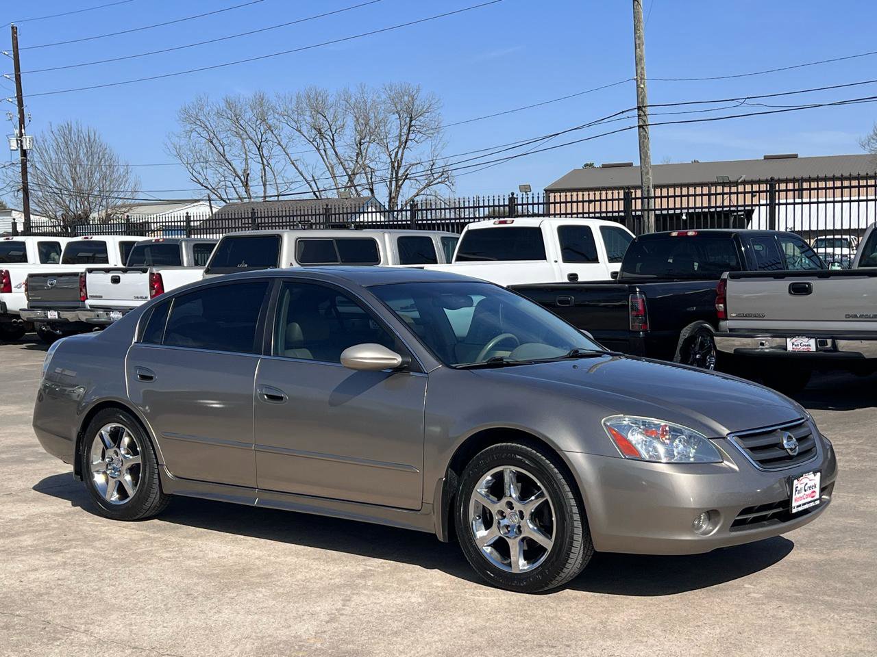 Used 2003 Nissan Altima 3.5 SE FWD image 8