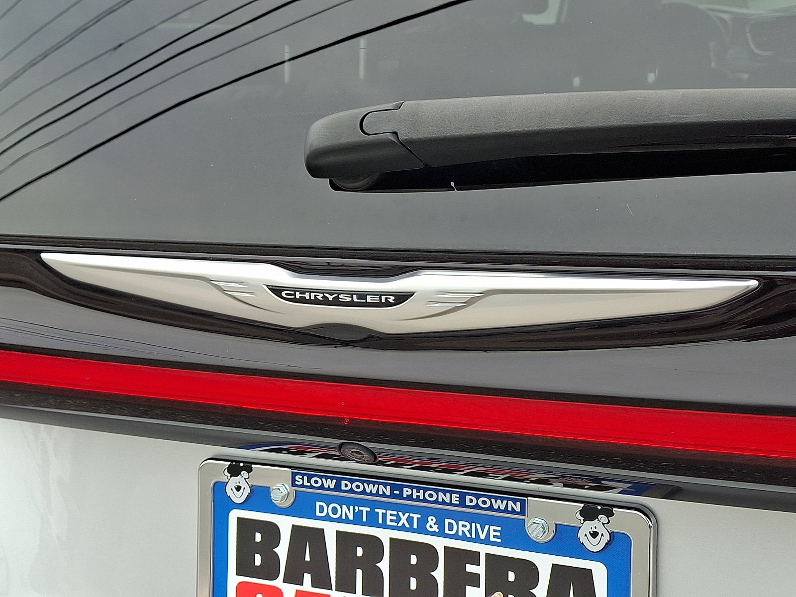 Used 2024 Chrysler Pacifica Touring-L FWD image 29