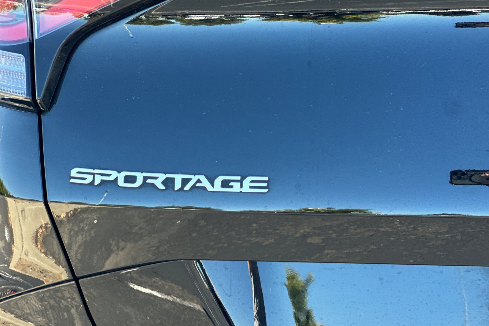Used 2025 Kia Sportage SX FWD image 52