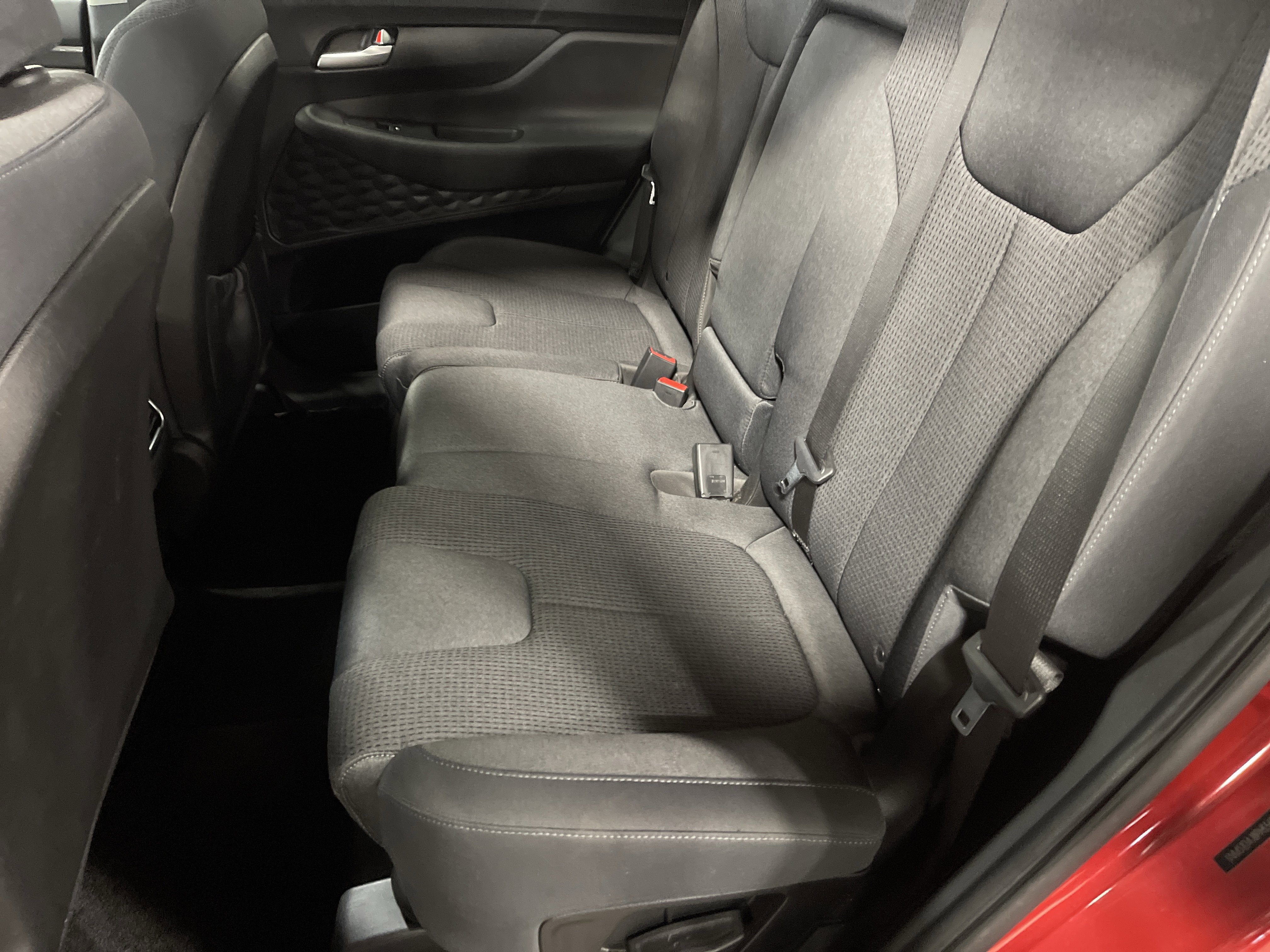 Used 2023 Hyundai Santa Fe SE image 11