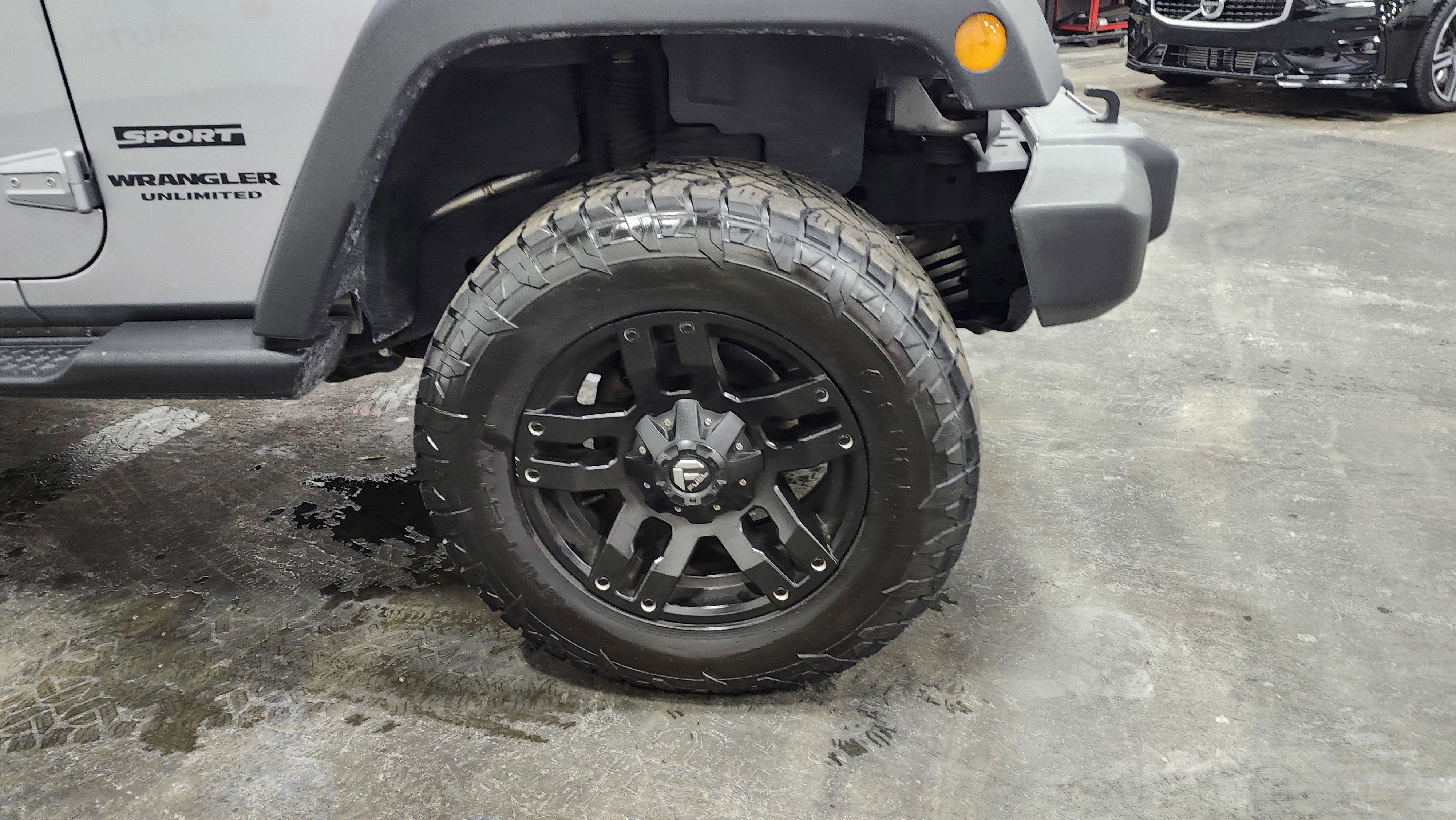 Used 2017 Jeep Wrangler Unlimited Sport w/ Quick Order Package 24S image 10