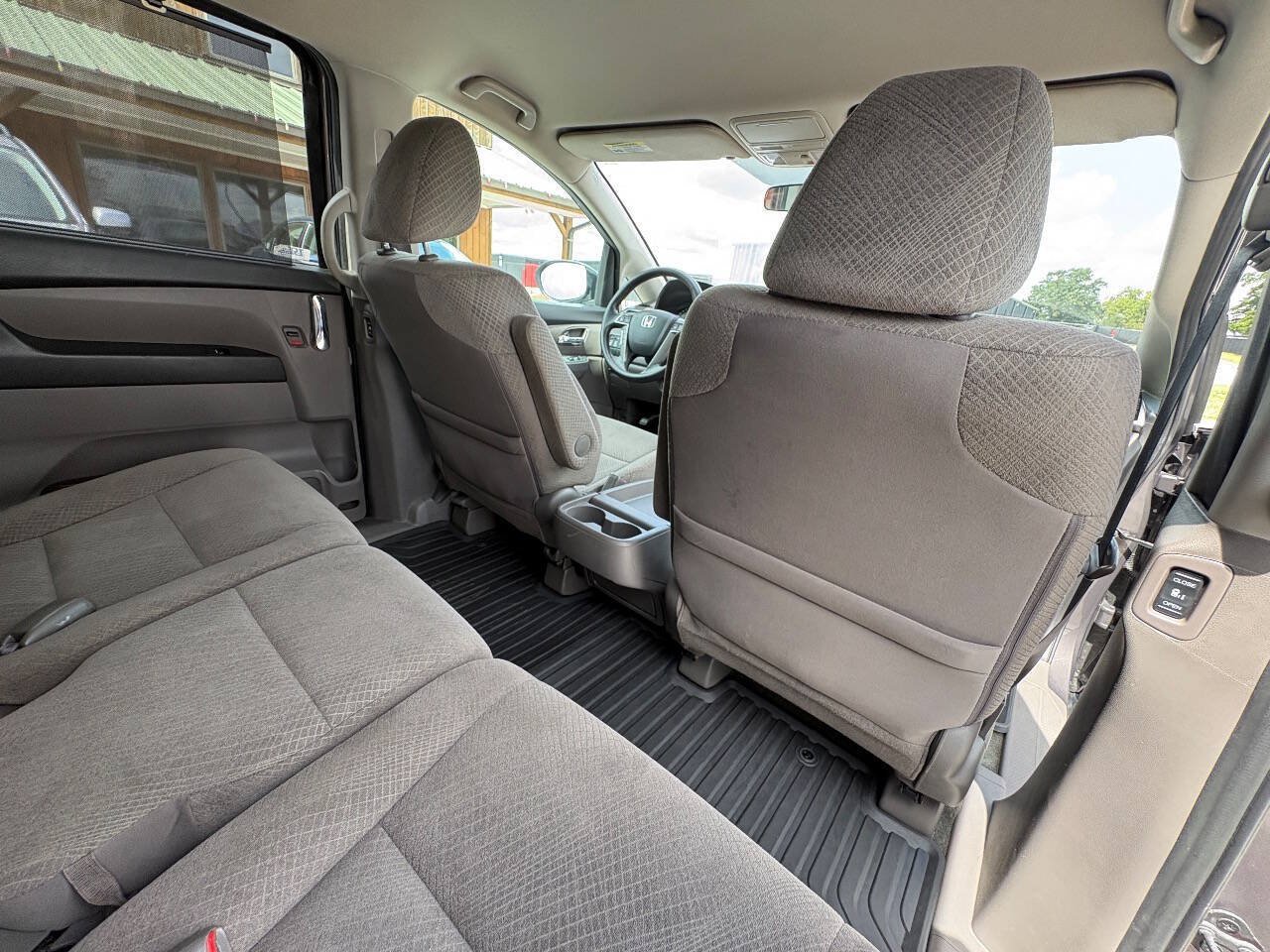 Used 2016 Honda Odyssey SE image 26