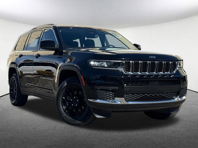 Used 2023 Jeep Grand Cherokee L Laredo w/ Luxury Tech Group I AWD/4WD image 2
