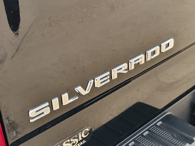 Used 2026 Chevrolet Silverado 1500 Custom RWD image 9
