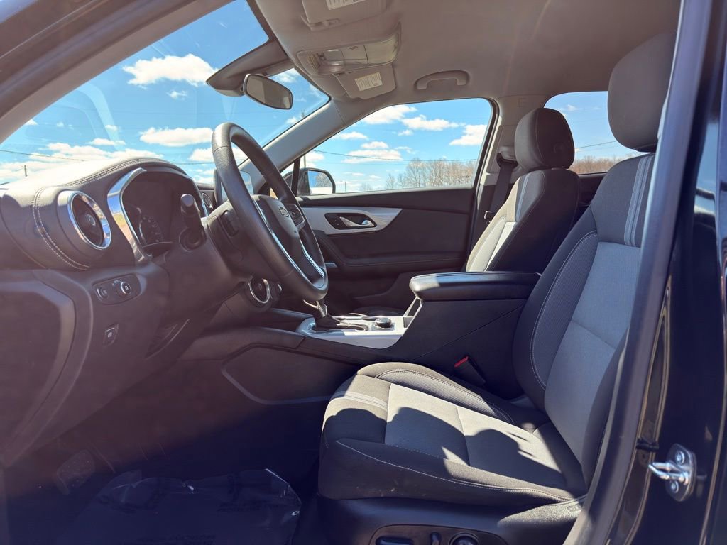 Used 2023 Chevrolet Blazer LT w/ Midnight/Sport Edition image 21