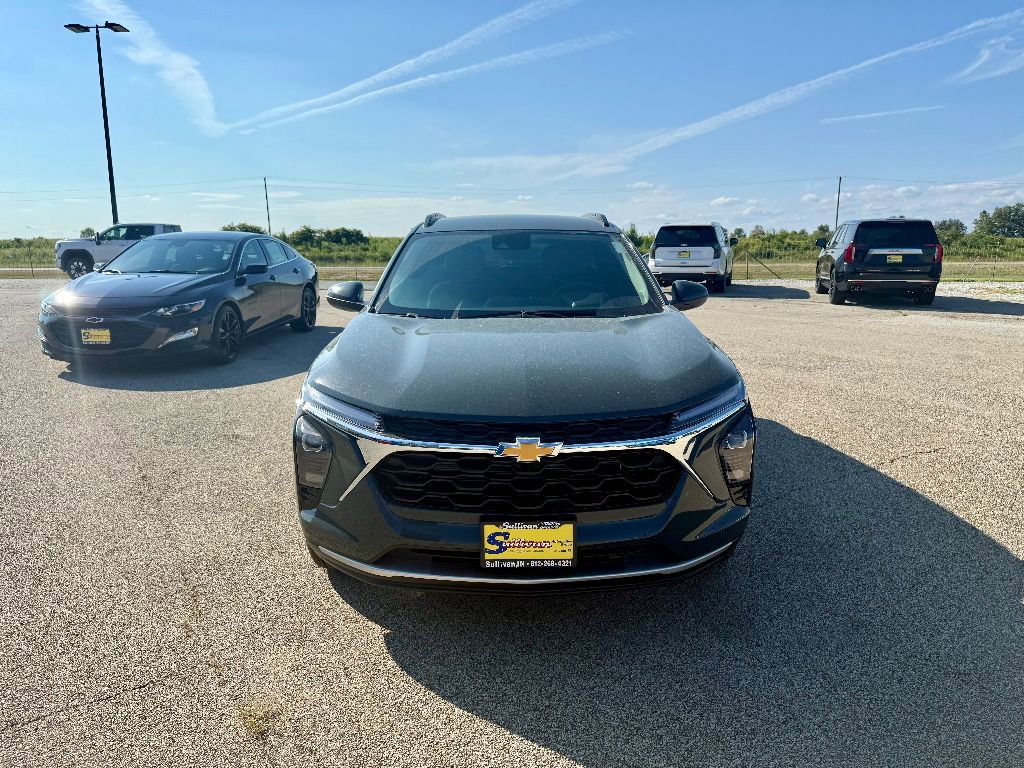 New 2025 Chevrolet Trax LT w/ Driver Confidence Package image 7