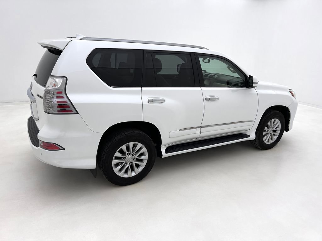 Used 2019 Lexus GX 460 image 6