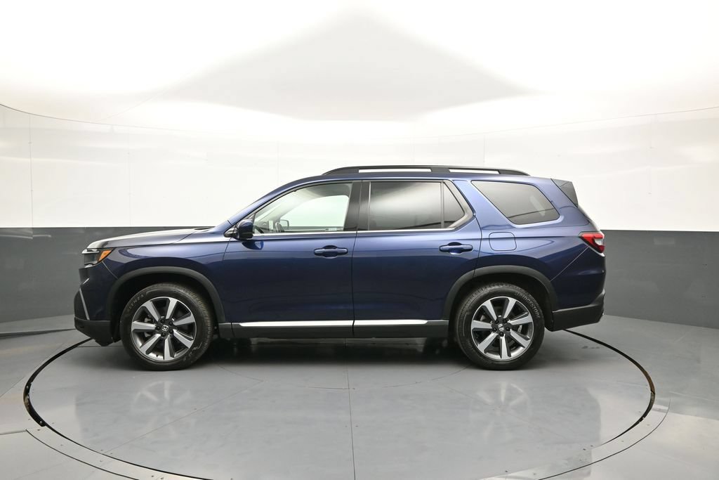 Certified 2024 Honda Pilot Touring image 9