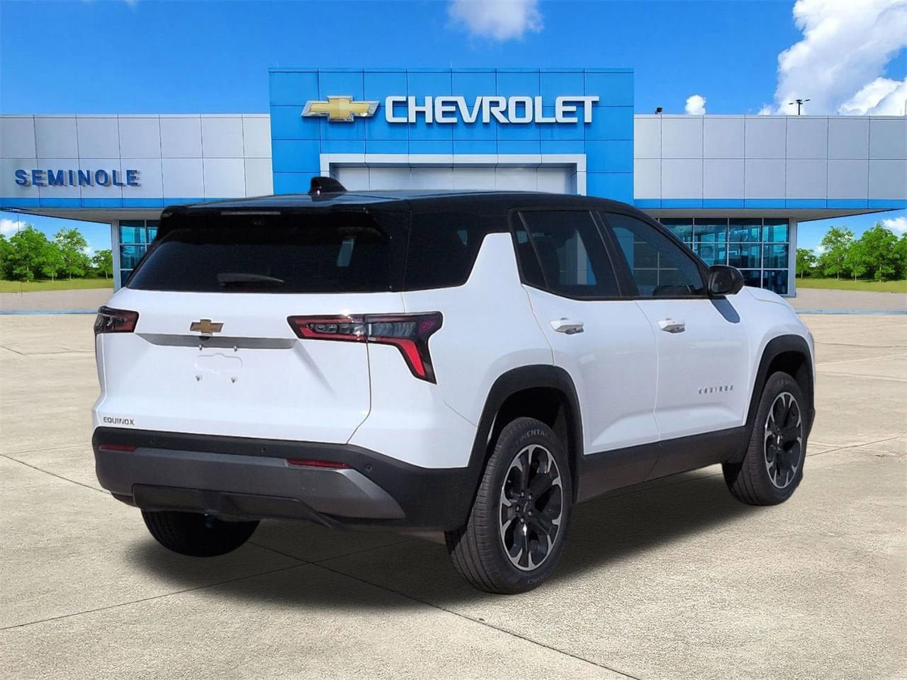 New 2026 Chevrolet Equinox LT w/ Safety and Technology Package FWD image 4