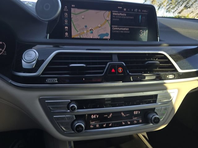 Used 2022 BMW 745e xDrive w/ M Sport Package AWD/4WD image 14