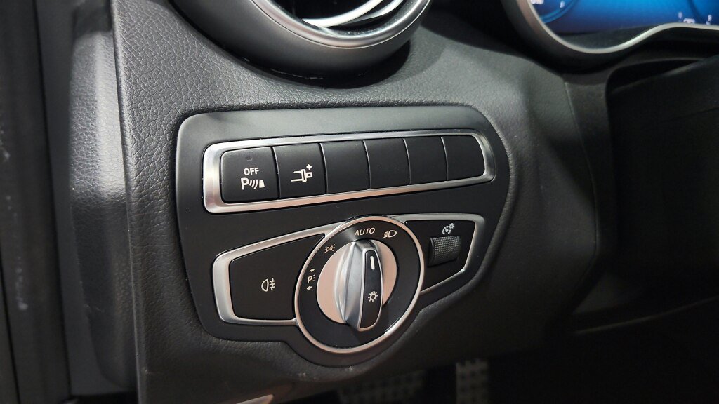 Used 2021 Mercedes-Benz C 43 AMG 4MATIC Cabriolet image 37