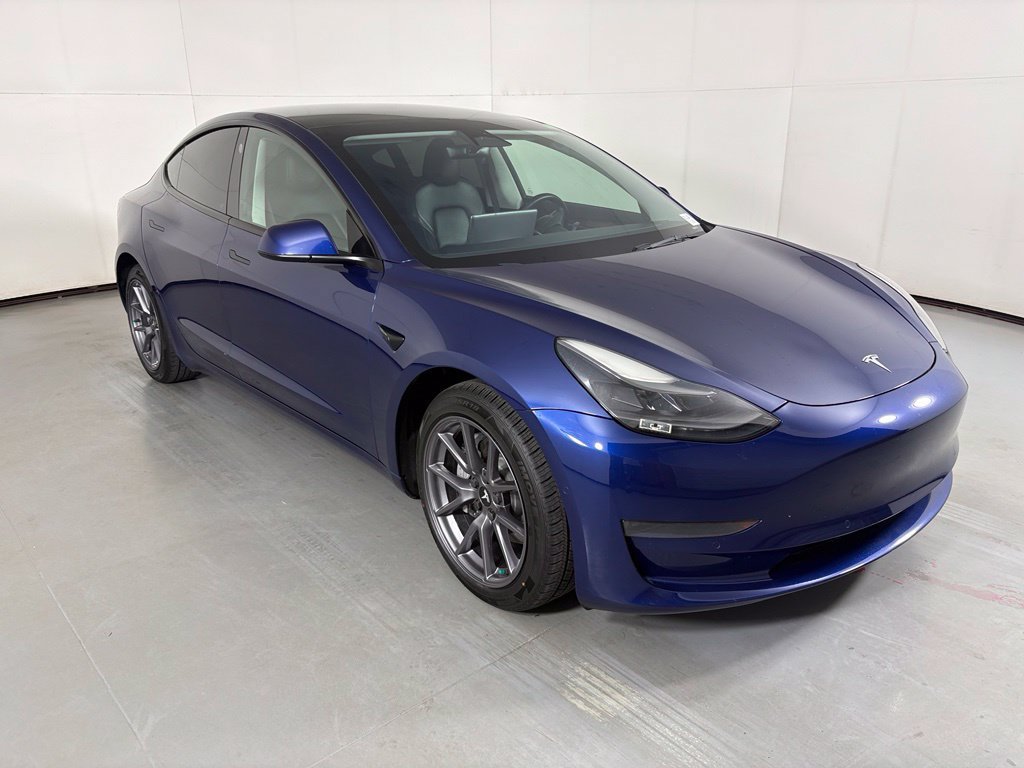 Used 2022 Tesla Model 3 RWD image 2