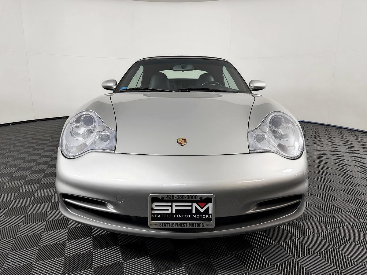 Used 2004 Porsche 911 Carrera RWD image 4
