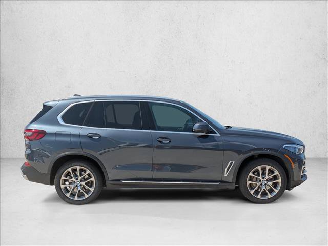 Used 2022 BMW X5 xDrive40i w/ Executive Package AWD/4WD image 4