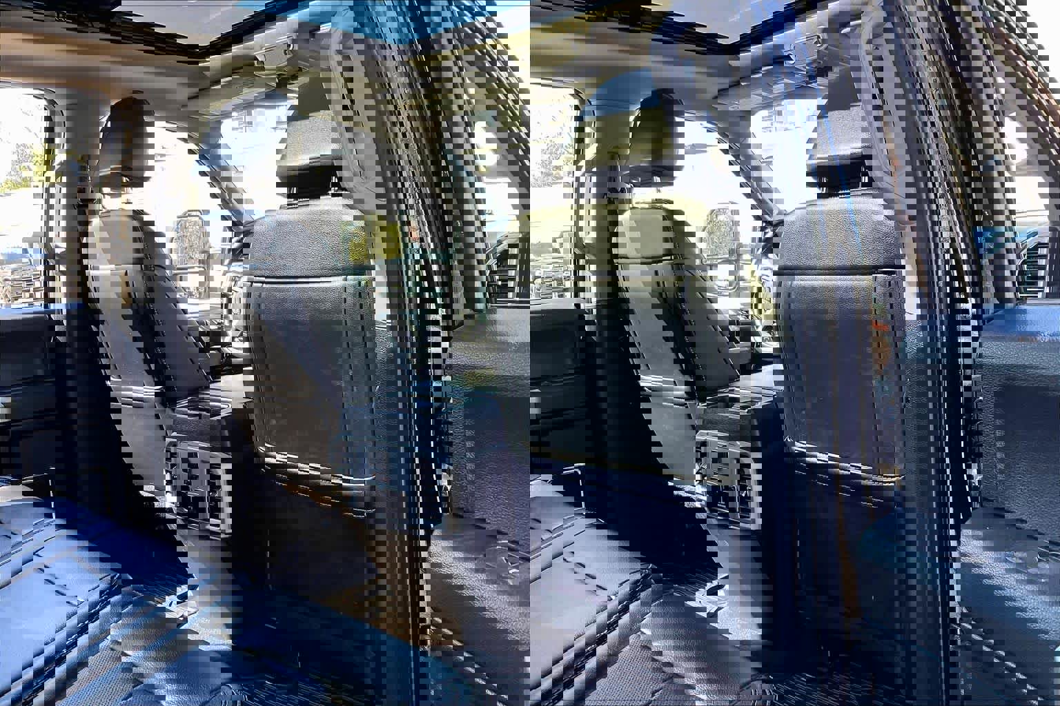 Used 2021 Ford F250 Lariat image 20