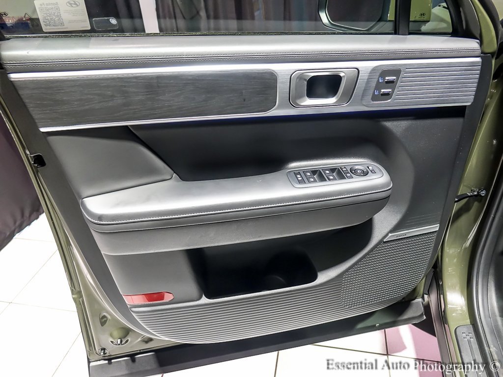 Used 2024 Hyundai Santa Fe Limited image 30