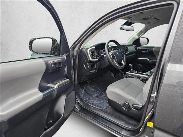 Used 2018 Toyota Tacoma SR5 image 18