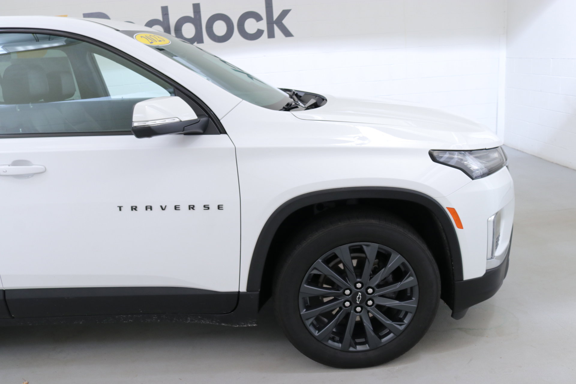 Used 2023 Chevrolet Traverse RS image 10