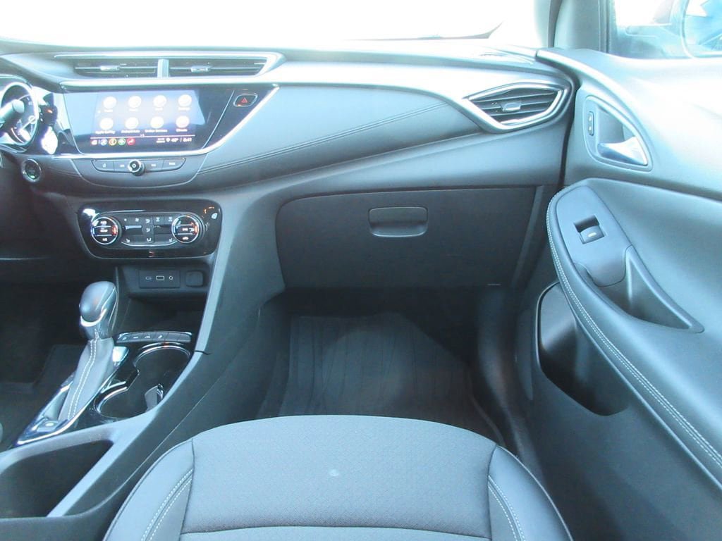 Used 2022 Buick Encore GX Select w/ Sport Touring Package AWD/4WD image 17