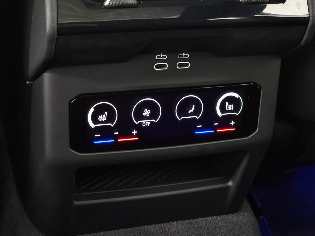 Used 2025 BMW M5 Touring w/ M Driver's Package image 44