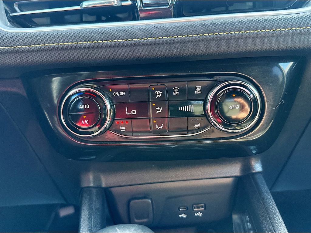 Used 2025 Chevrolet TrailBlazer ACTIV w/ Convenience Package image 19