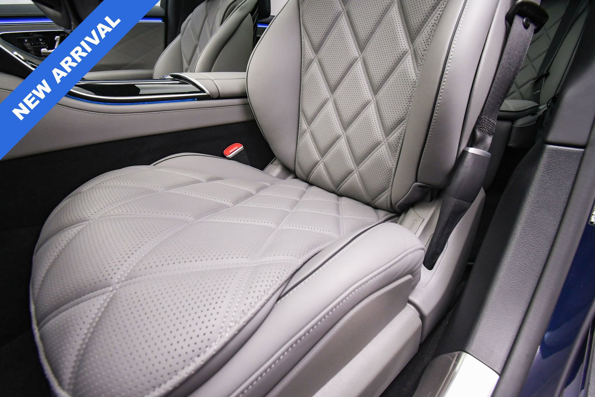 Used 2025 Mercedes-Benz Maybach S 580 4MATIC image 65