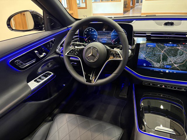 New 2026 Mercedes-Benz E 450 4MATIC Sedan image 10