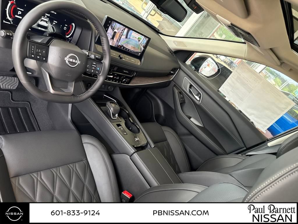 New 2025 Nissan Rogue Platinum w/ Tech Package image 21