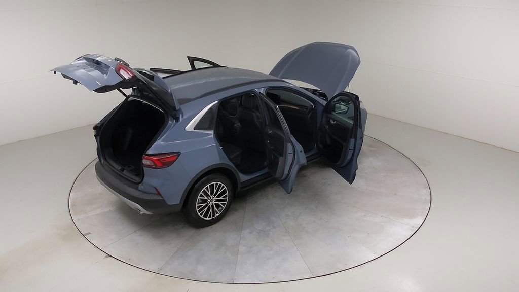 New 2026 Ford Escape SE image 47