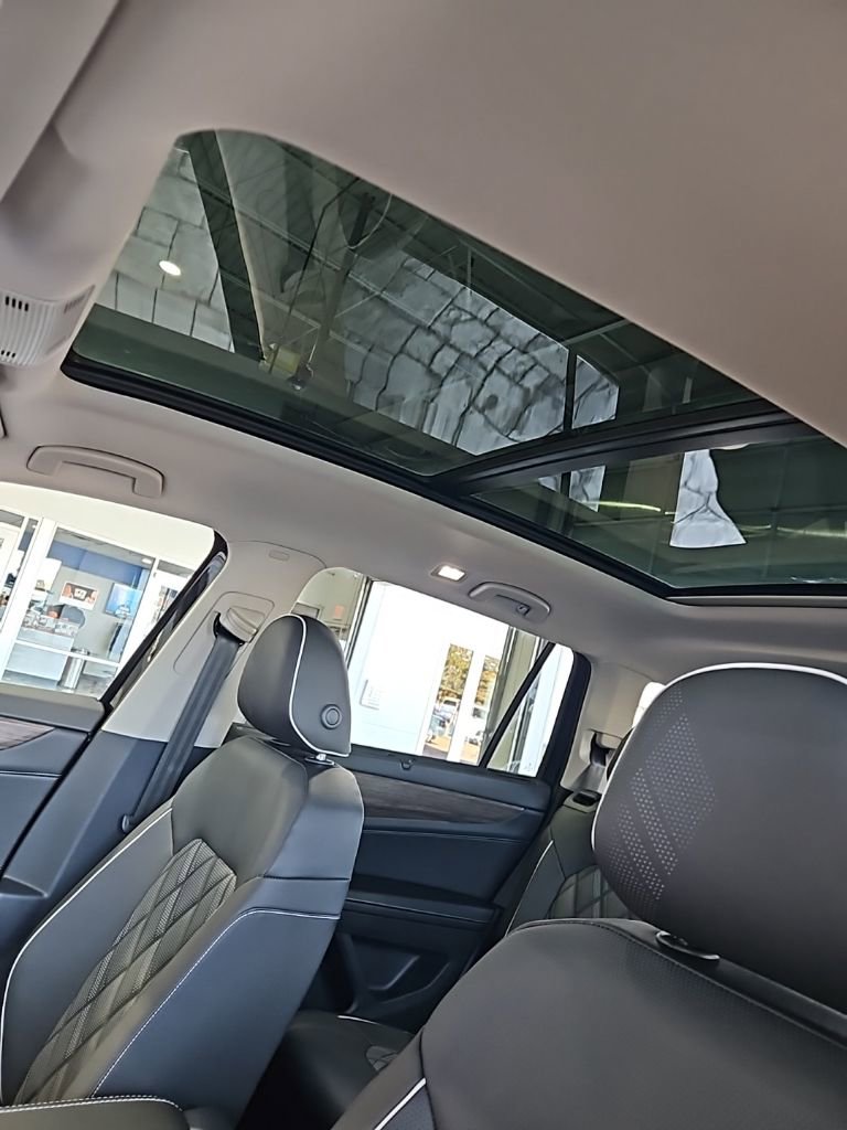 New 2026 Volkswagen Atlas SEL Premium R-Line image 31