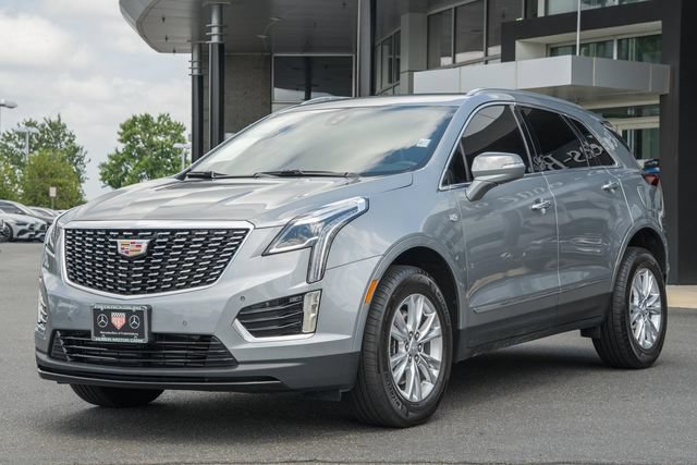Used 2025 Cadillac XT5 Luxury FWD image 3